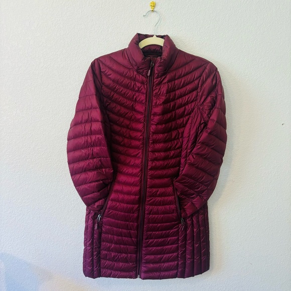 32 Degrees Long Ultralight Down Packable Maroon Coat - Picture 1 of 8